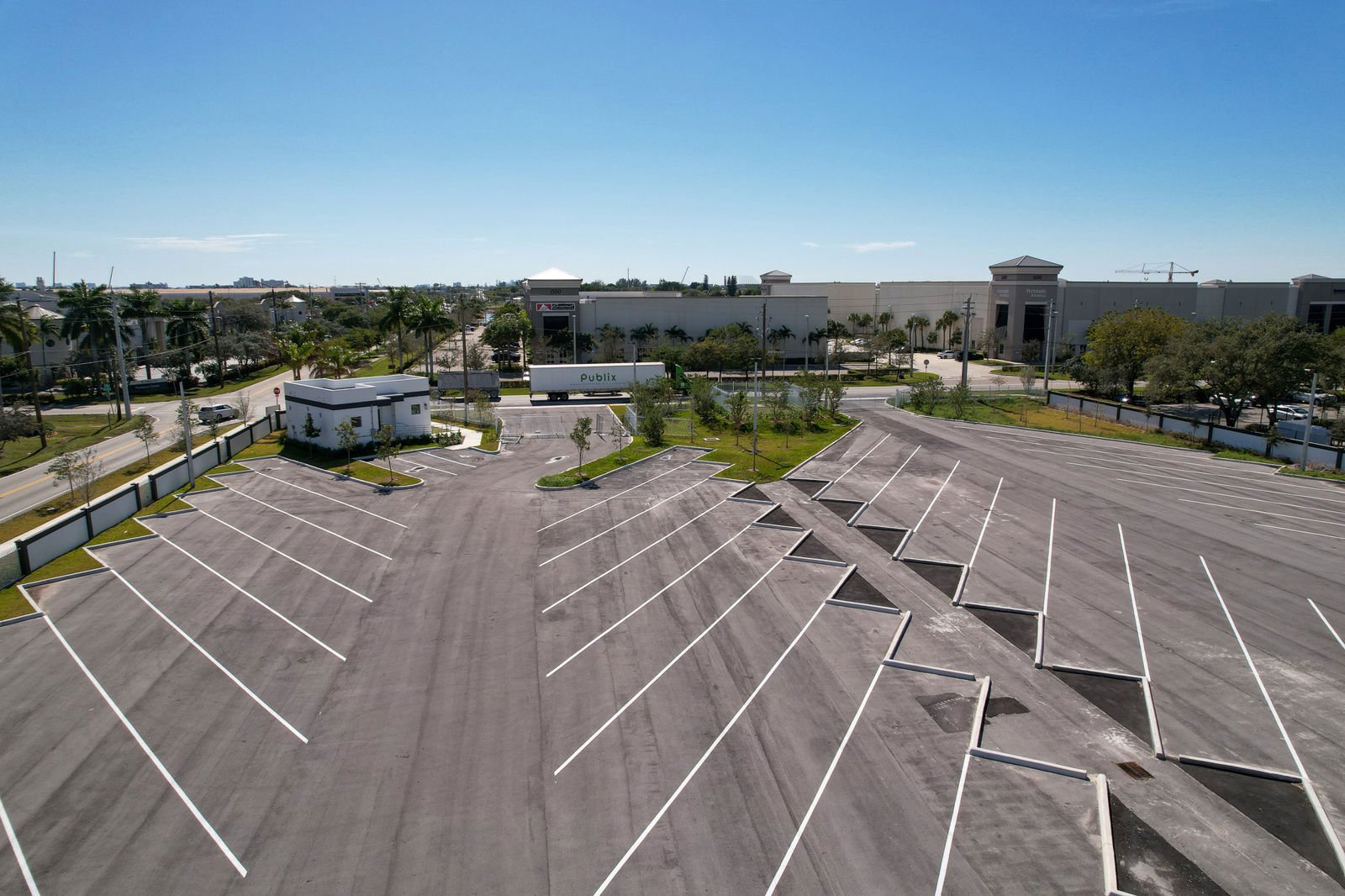 10b37608 11d0 47ce 91fa 84f7aee59a82 Photo 20 large