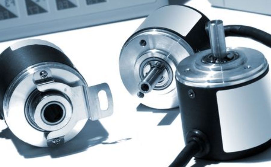 Absolute vs. Rotary Encoders: Choosing the Best Option for Your System