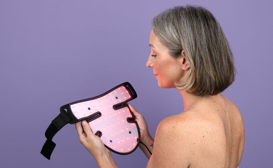 Illuminating Beauty: The Rise of the LED Neck Mask