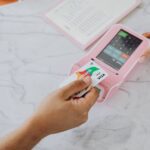 How Modern Banking Fits Into Everyday Business Operations