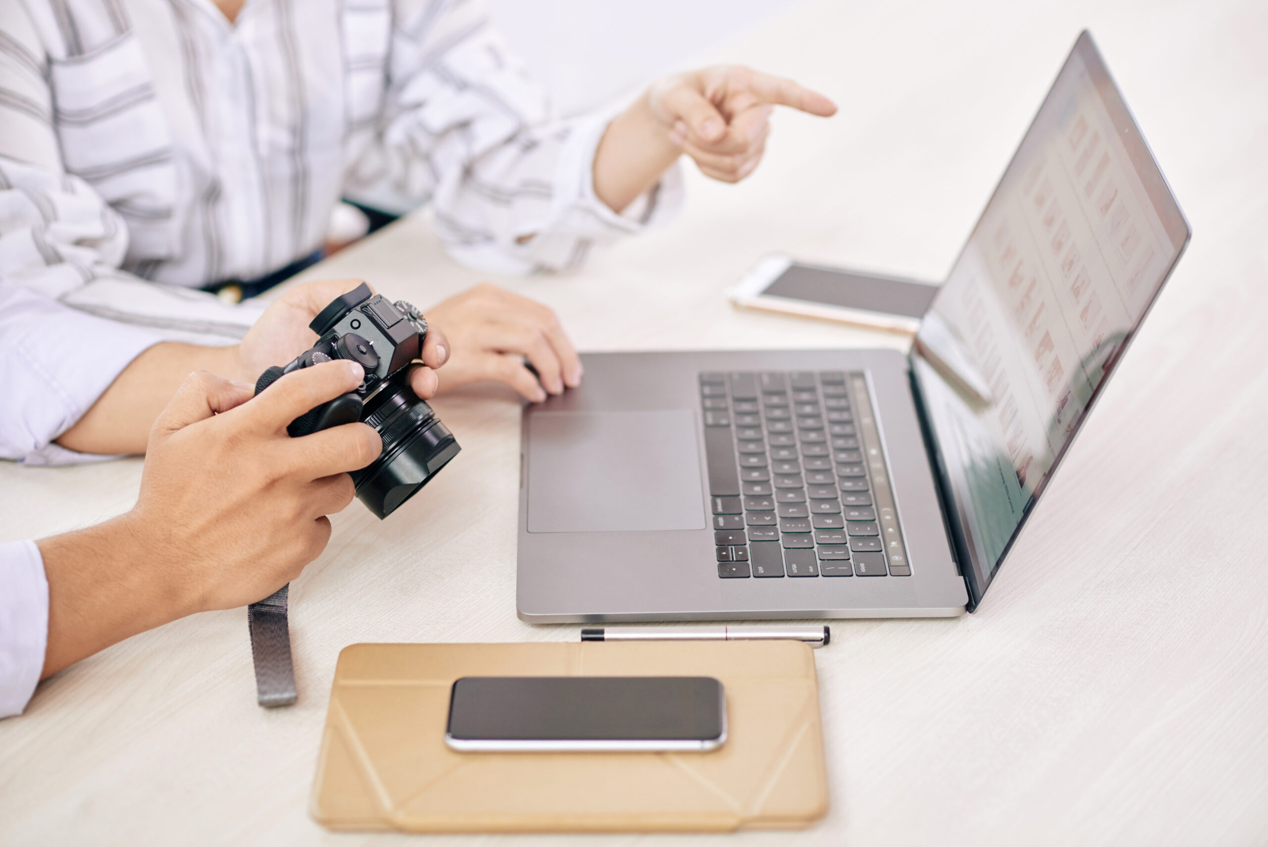 How Much Does It Cost to Digitize Old Photos A Complete Pricing Breakdown