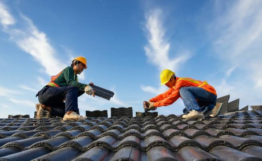 The Complete Guide to Roofing: Building a Stronger, Safer, and Longer-Lasting Home