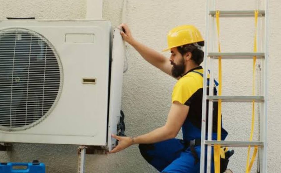 Why Choosing a Professional Air Conditioning Contractor Is the Key to Reliable Indoor Comfort